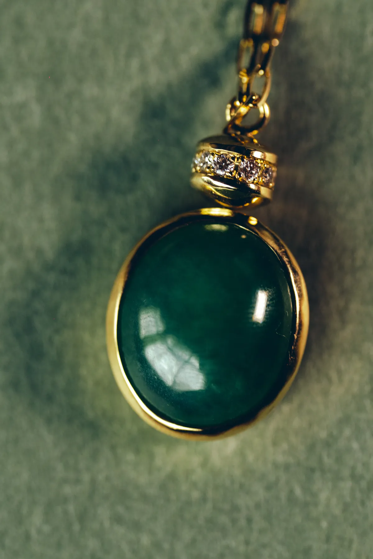 Activate — a diamond-set wheel that turns at your touch — detail