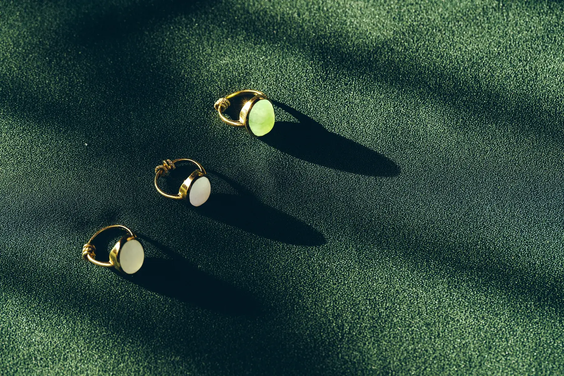 Three Forces — three rings, free to turn